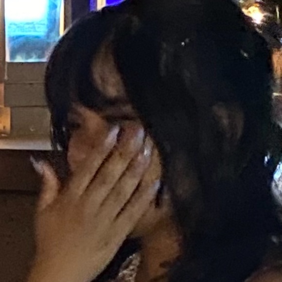 Meet your Posher, Nubia - Picture 1 of 1